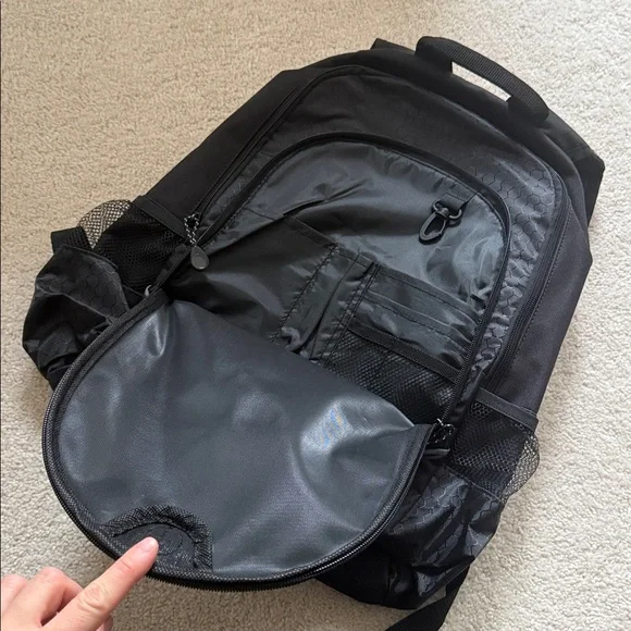 Deloitte backpack - Picture 3 of 5